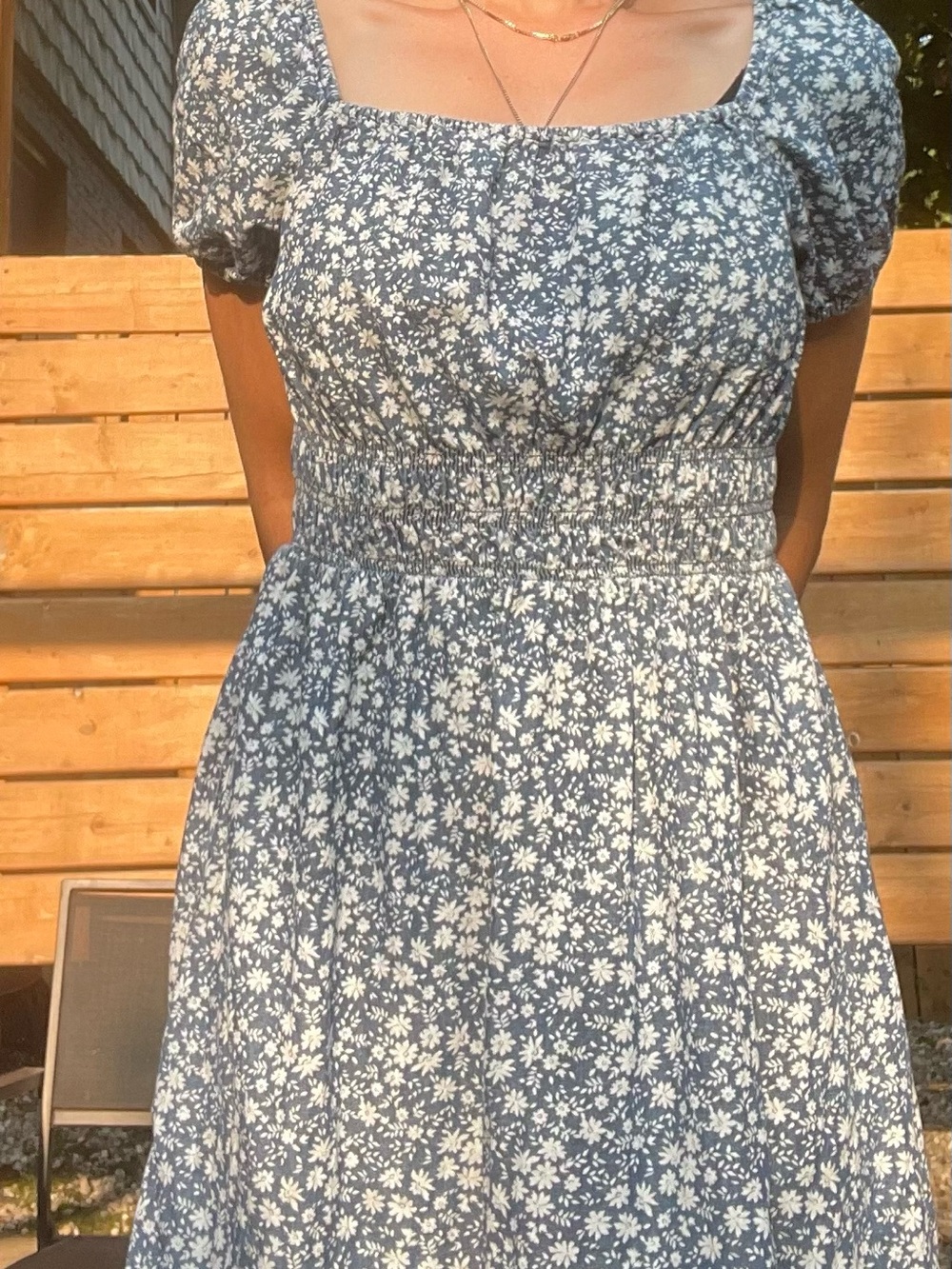 American Eagle Blue Floral Puff-Sleeve Smocked Dress 100% Cotton with Pockets